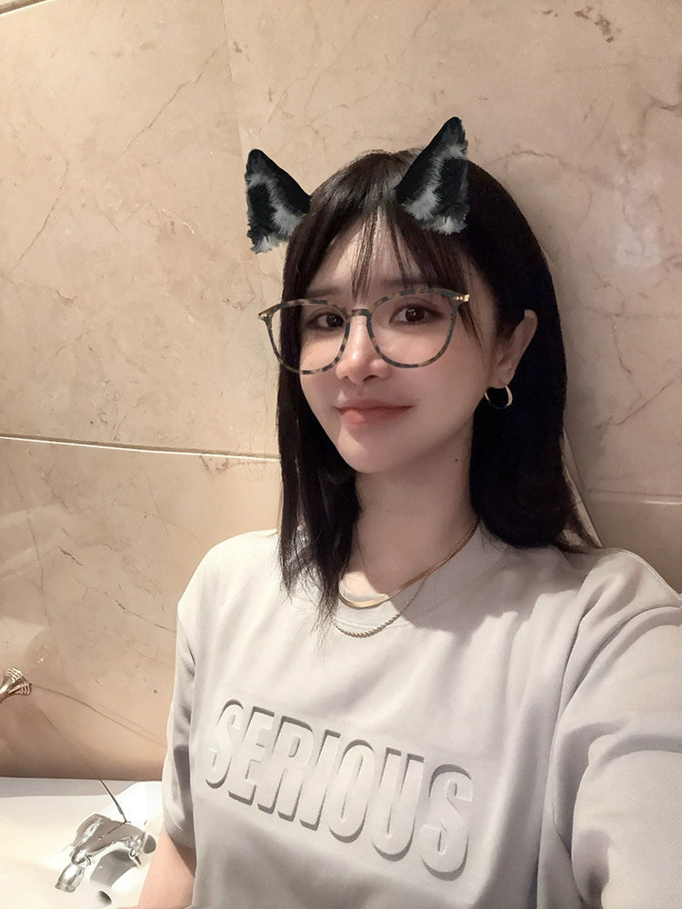 Chenyifaer Serious T-shirt